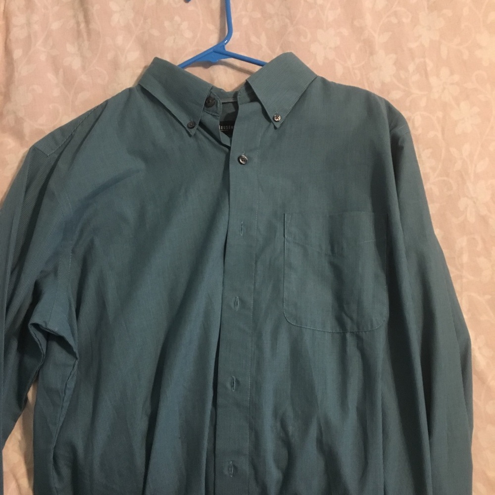 Vanheusen dress shirt medium